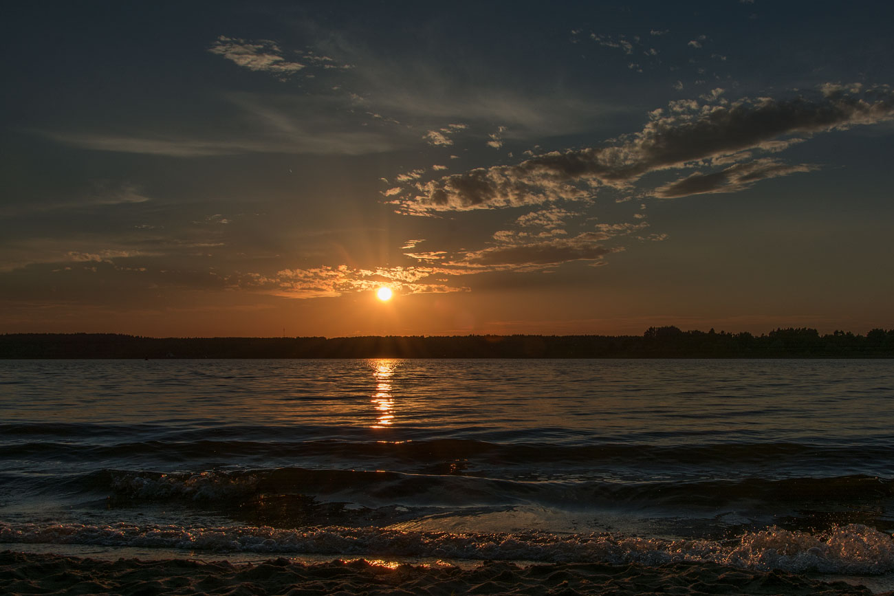 Вечер у реки.