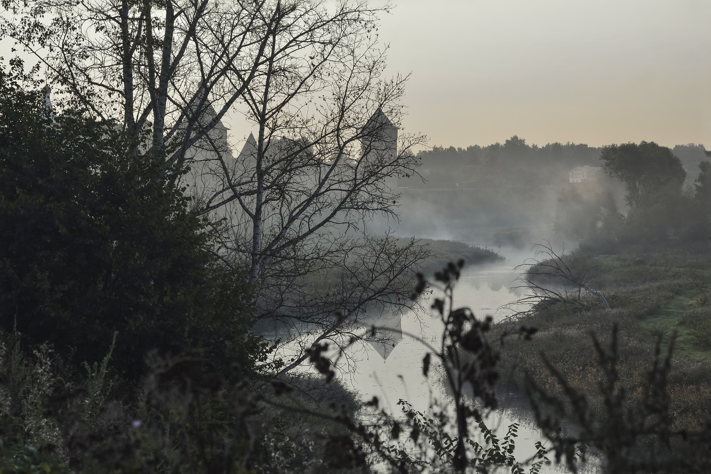 река просыпается...