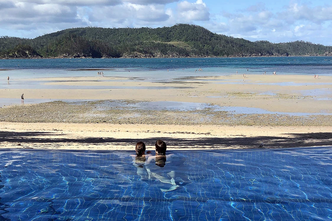 Отлив на океане