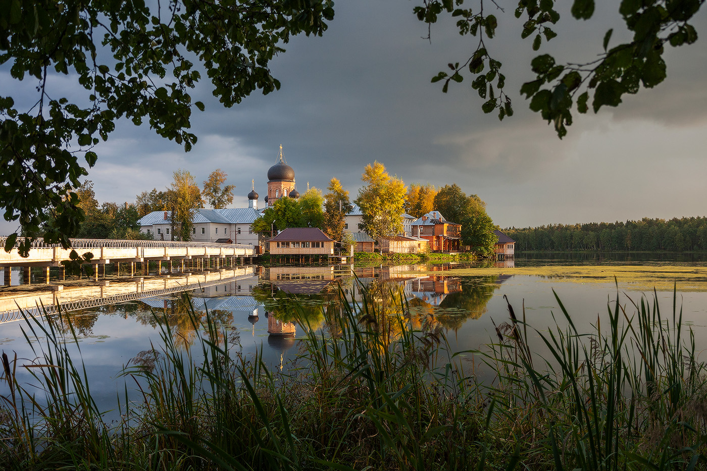 Покровская Свято-Введенская Островная пустынь
