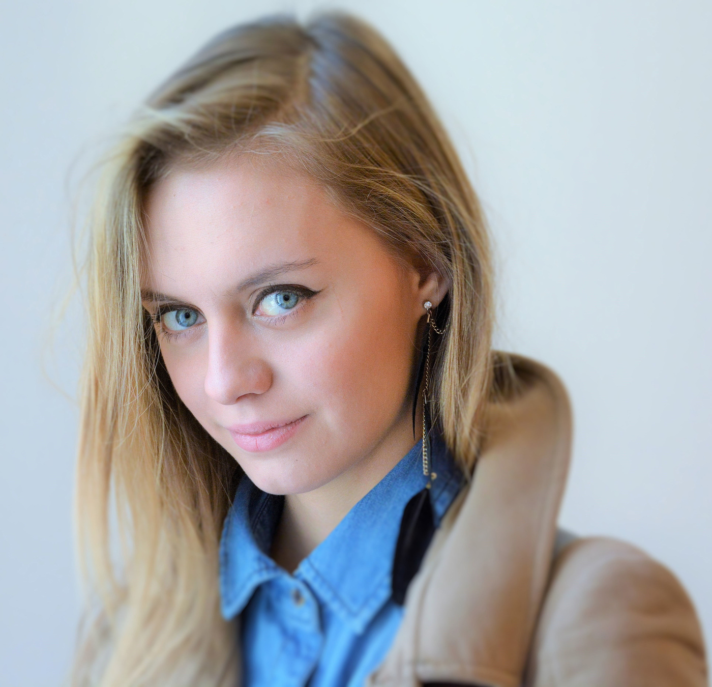 "Когда я вижу Вас, я всякий раз смешон ..."