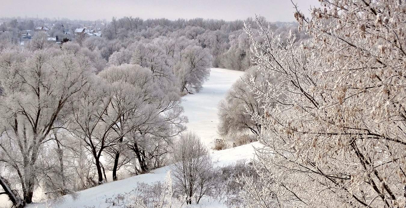 Зима украсила природу