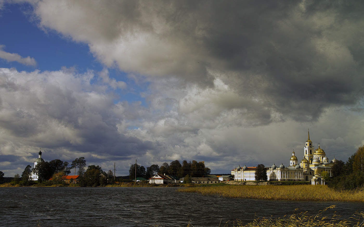 Нило-Столобенская пустынь(православный мужской монастырь)