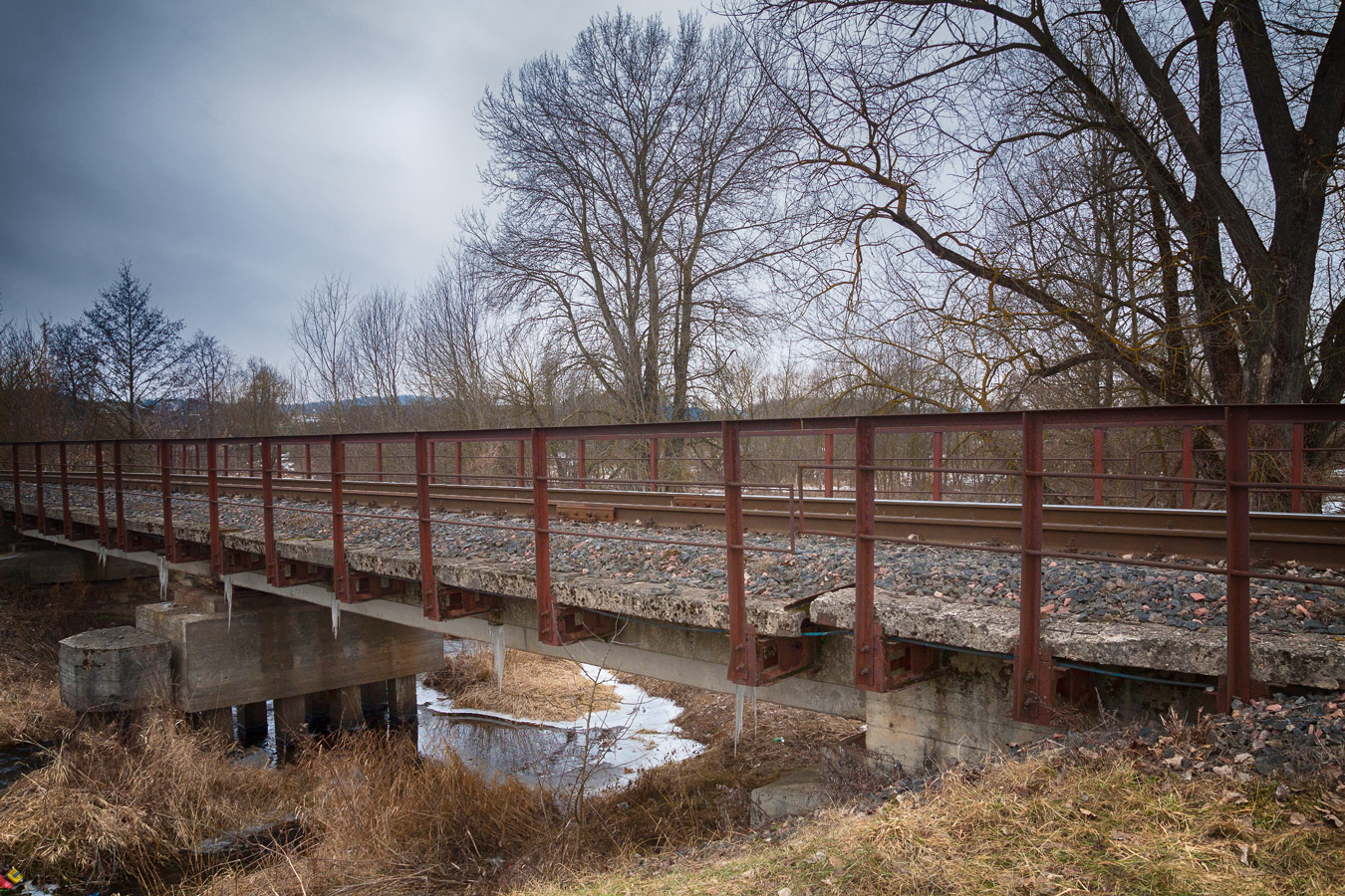 Пейзаж с жд мостом