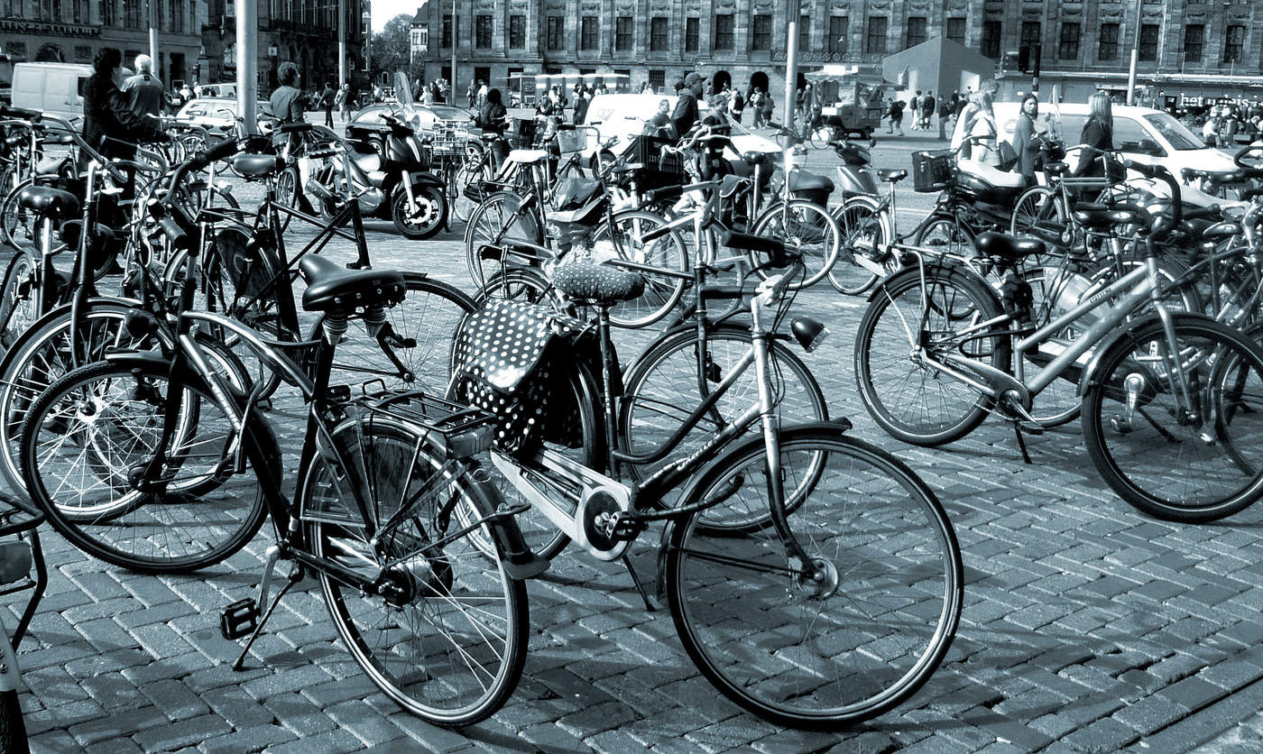 Амстердам-велосипедная столица.