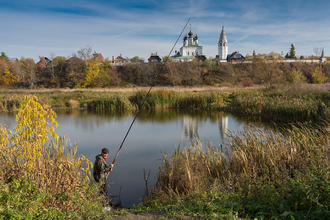 Застали врасплох за ловлей карасей в "монастырском " пруду