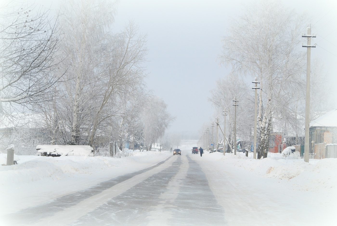 Дорога в деревне.