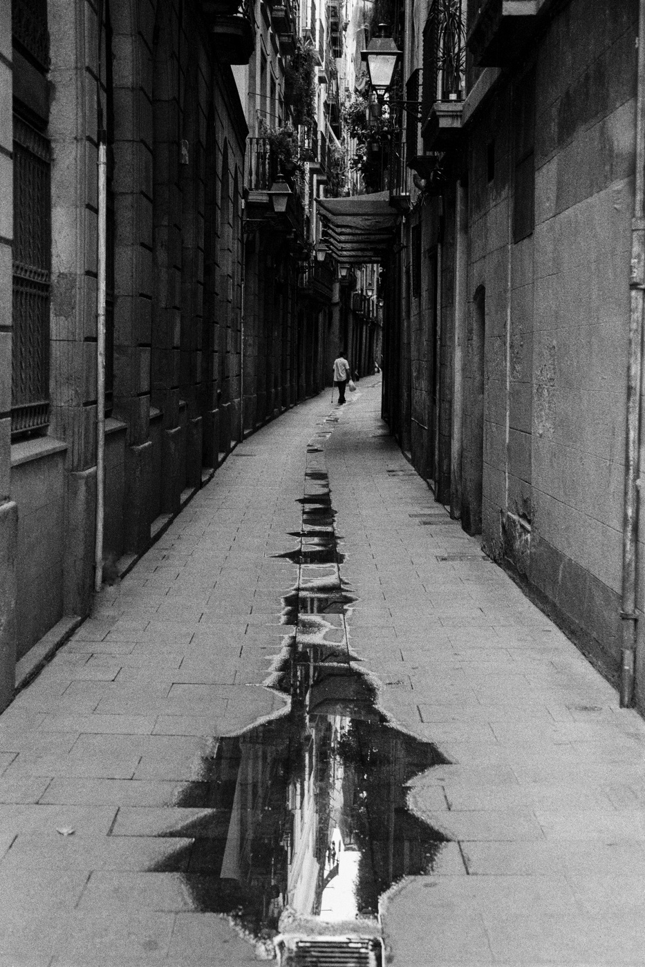 Одинокий прохожий.