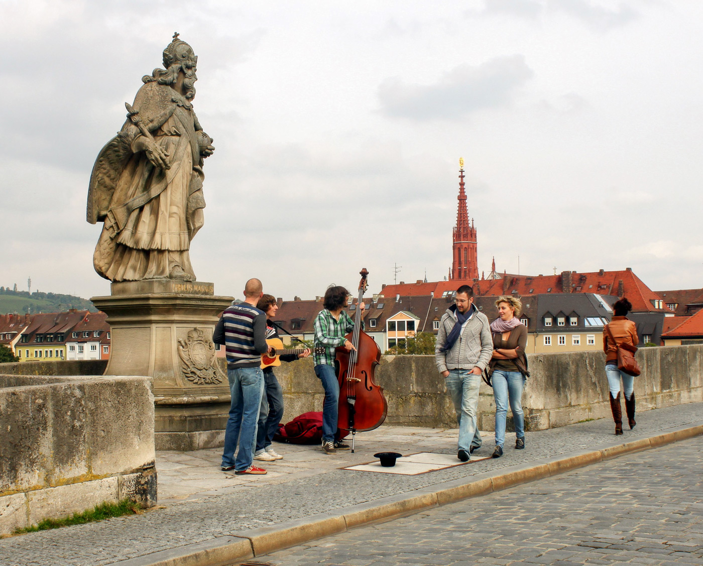 Уличные музыканты