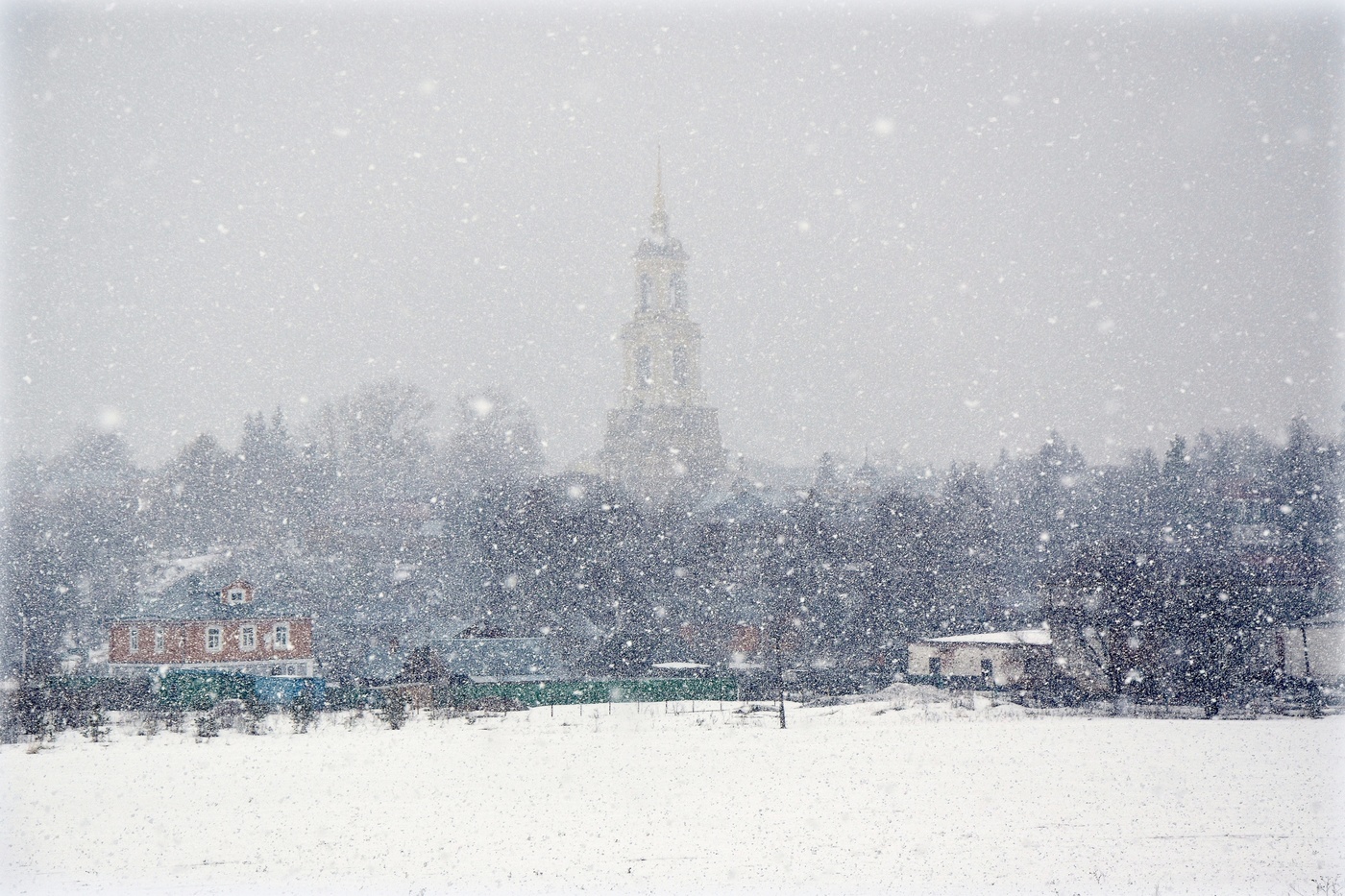 Март-проказник своенравен