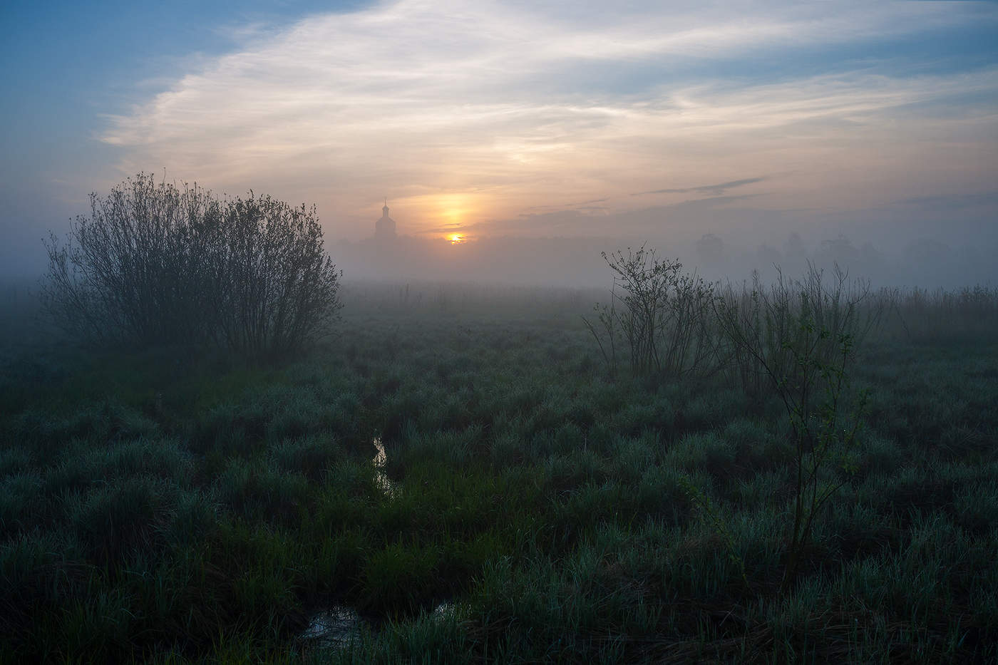 Там, за туманами...