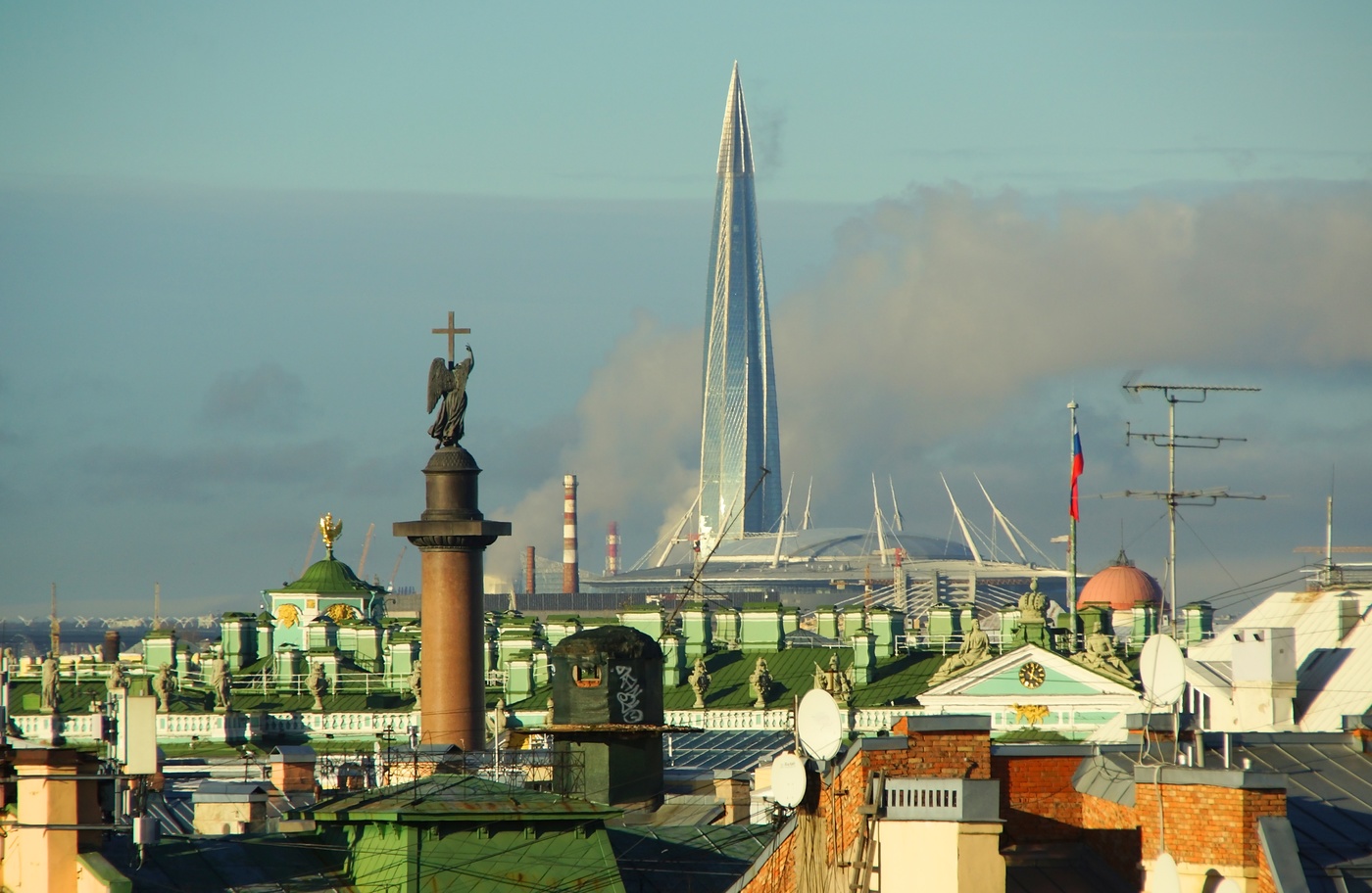 Над городом...