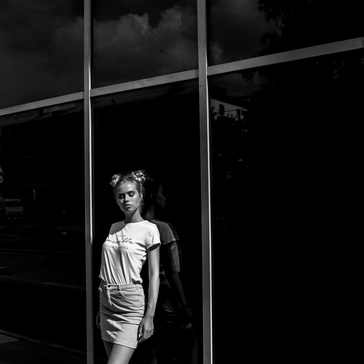 По жёстким Солнцем