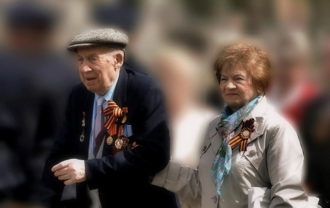 Ветеран войны с дочерью, ветераном труда