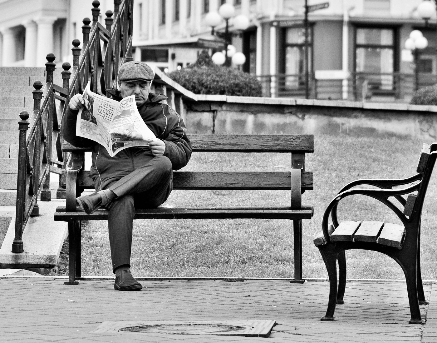 "Старость где-то по соседству бродит ..."