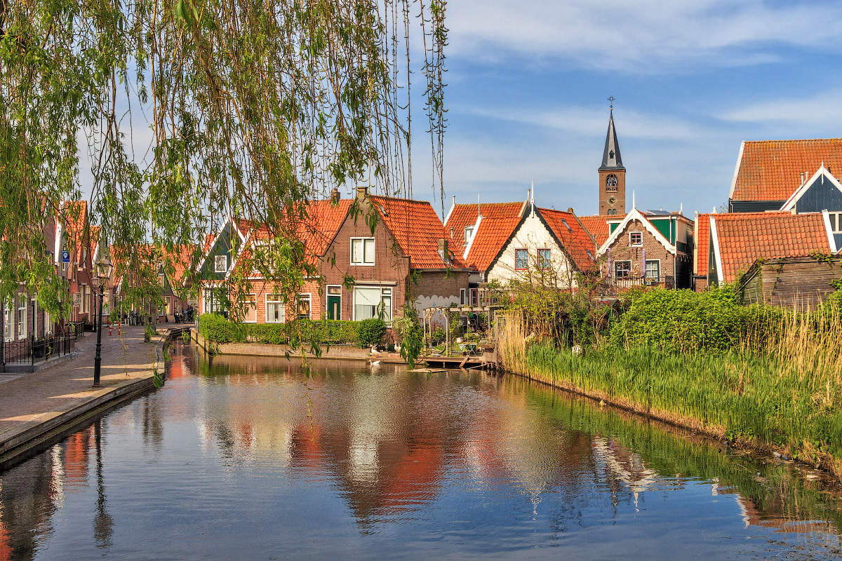 Апрельский вечер