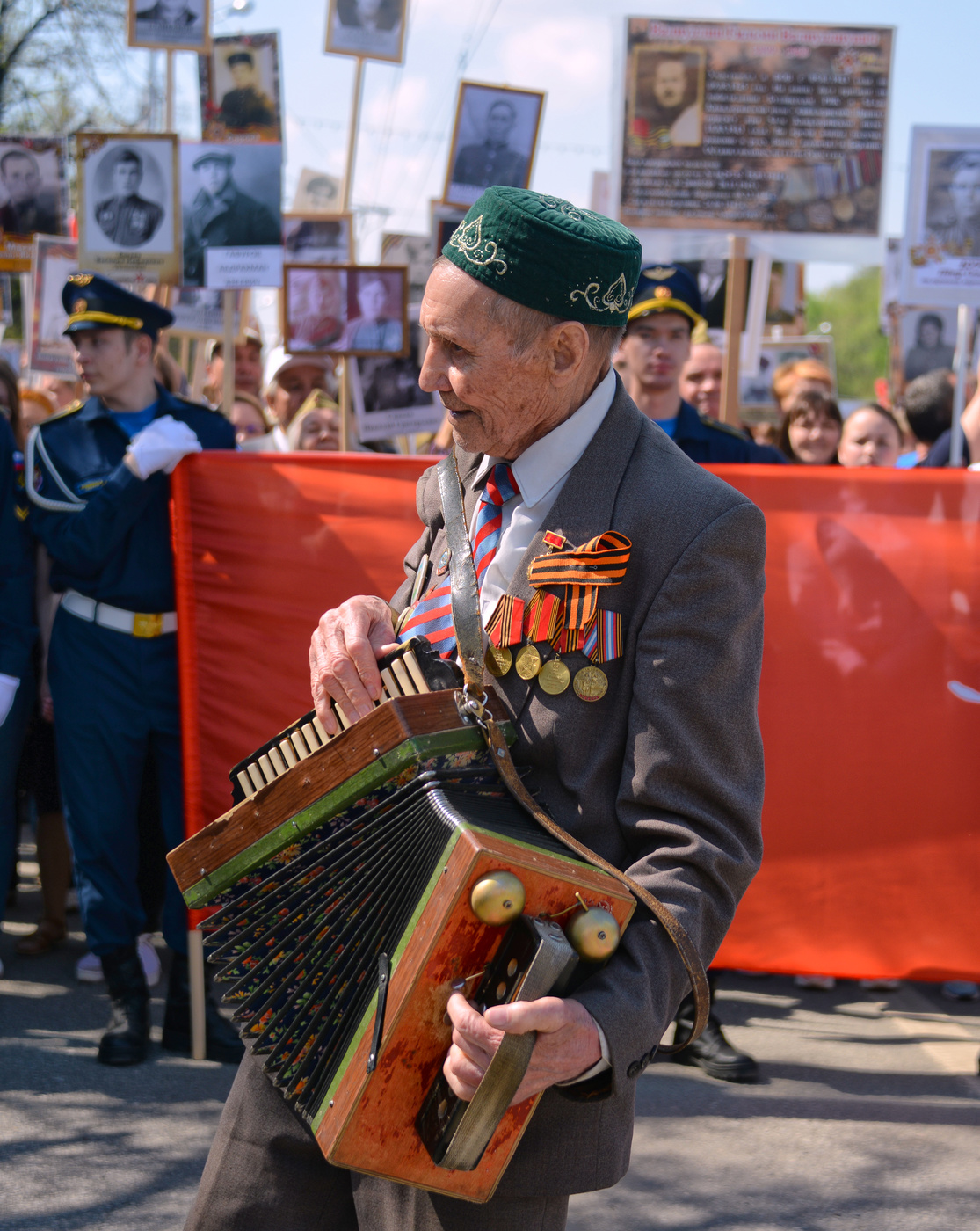 Играй играй тальяночка!