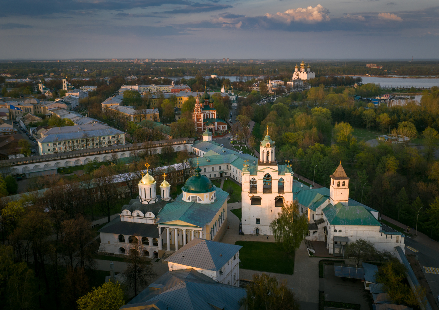 Вечерний Ярославль