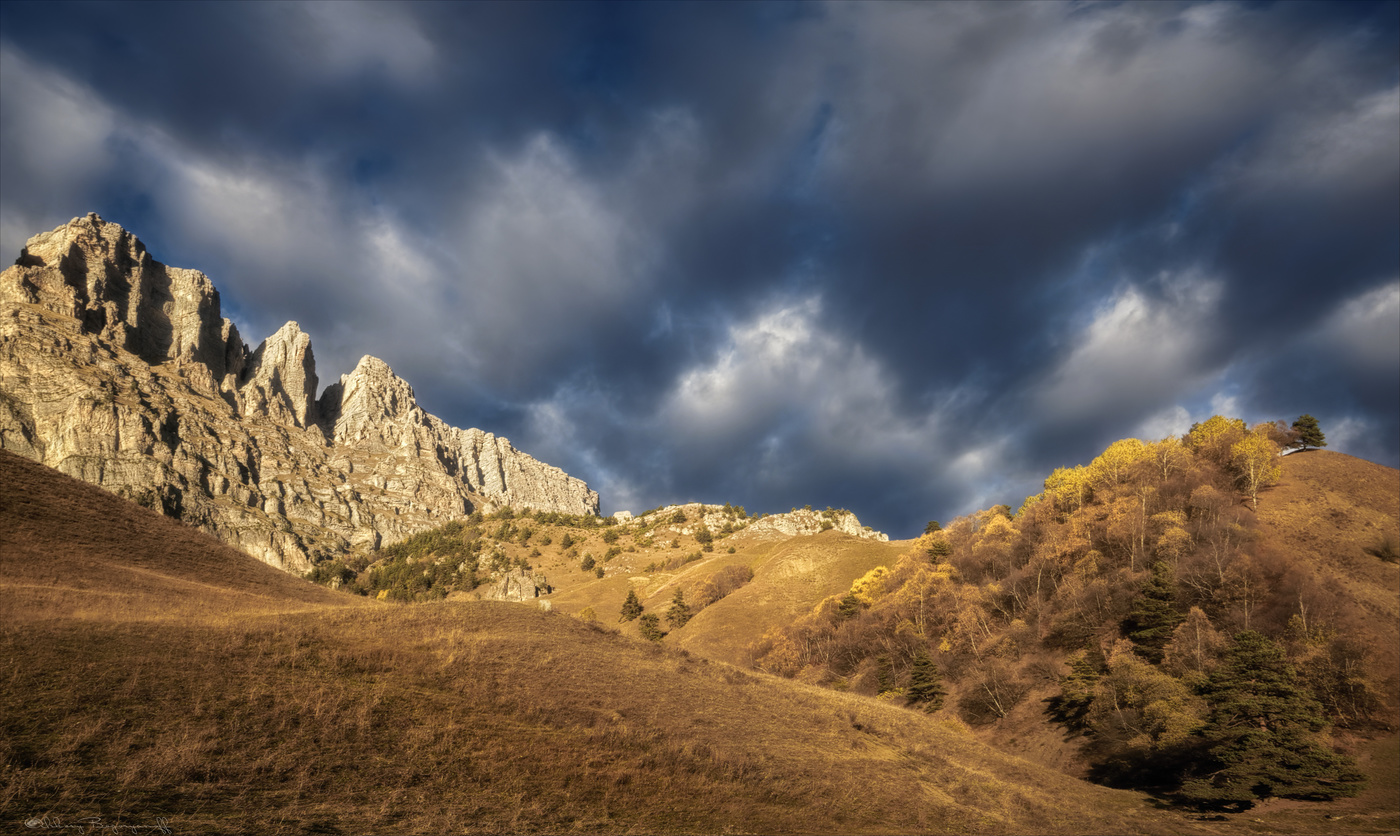 Оглянувшись на закате.