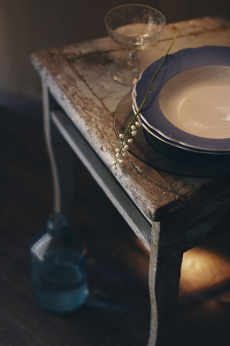 С ландышем...