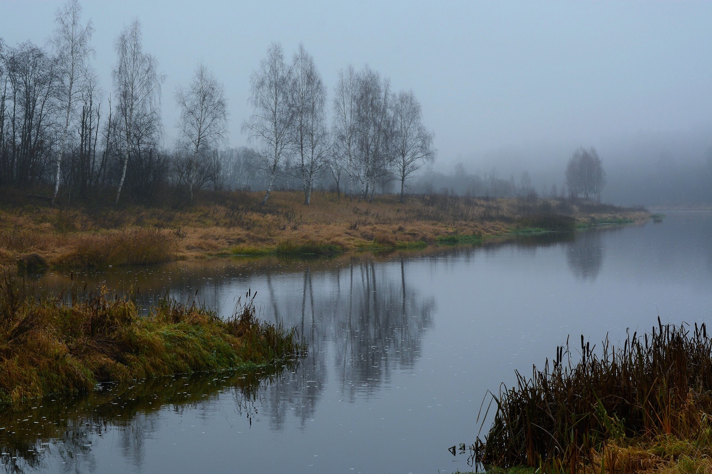"Заплаканная осень, как вдова ..."