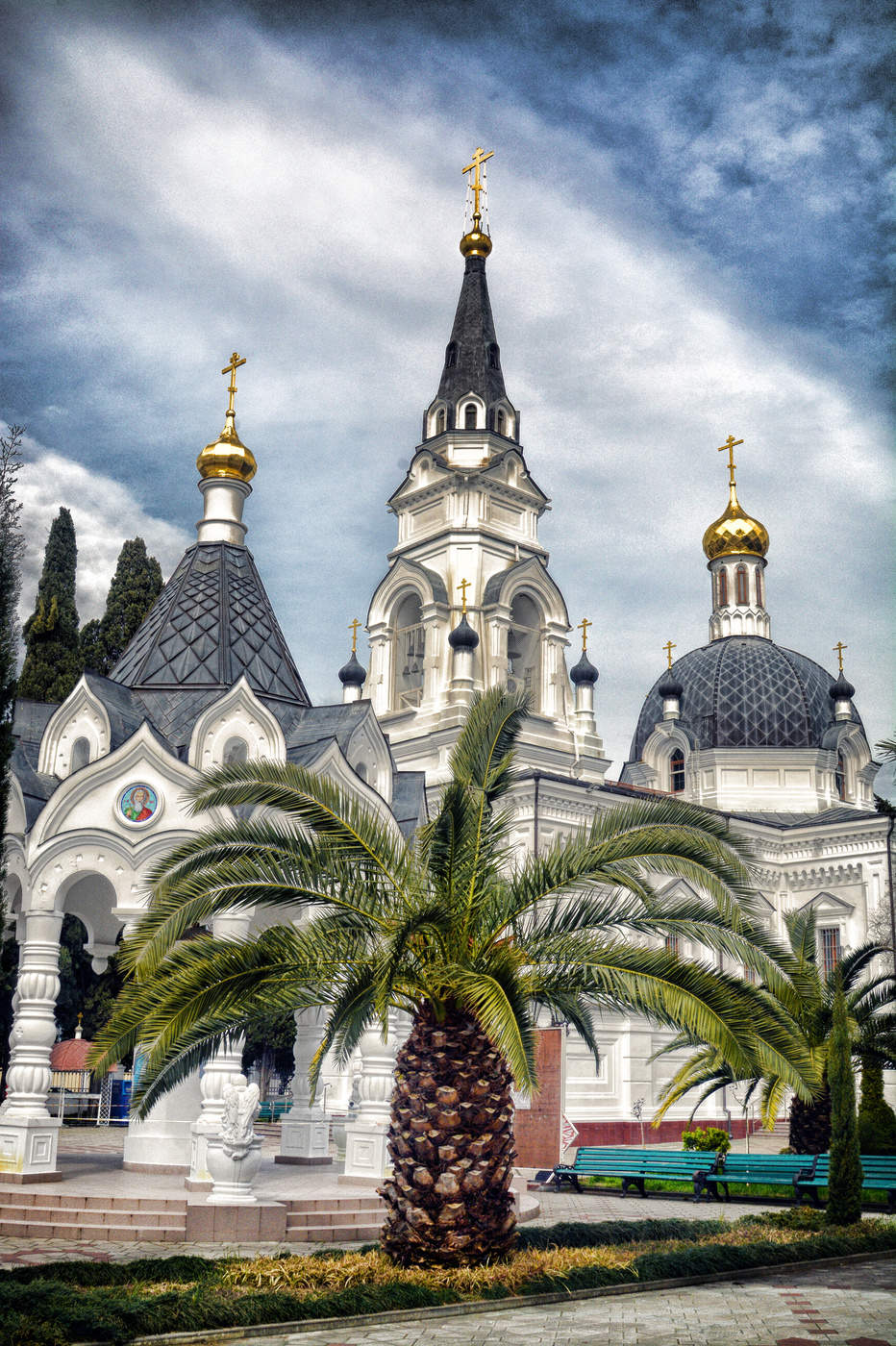 Свято-Михайло-Архангельский собор.