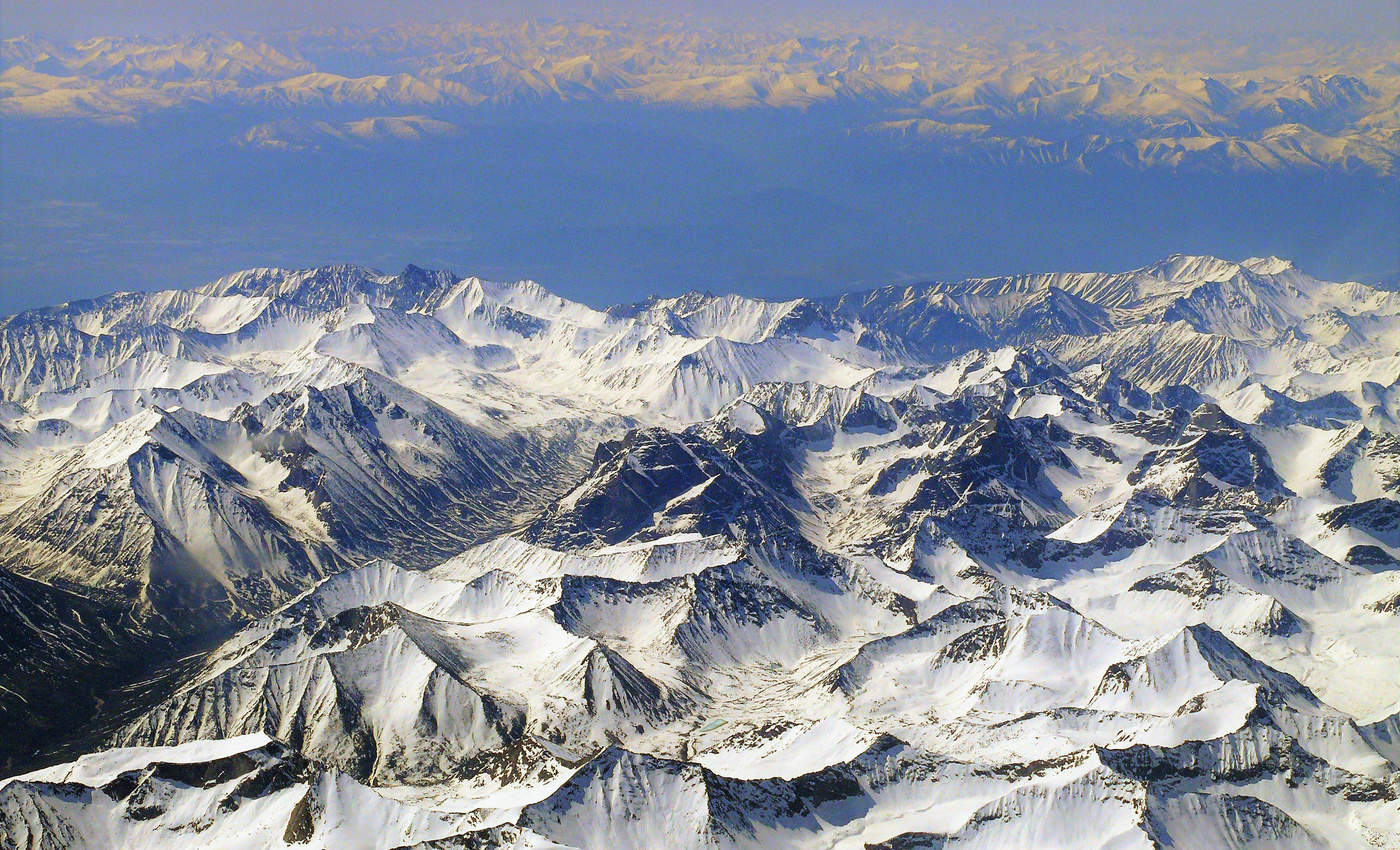 Только горы