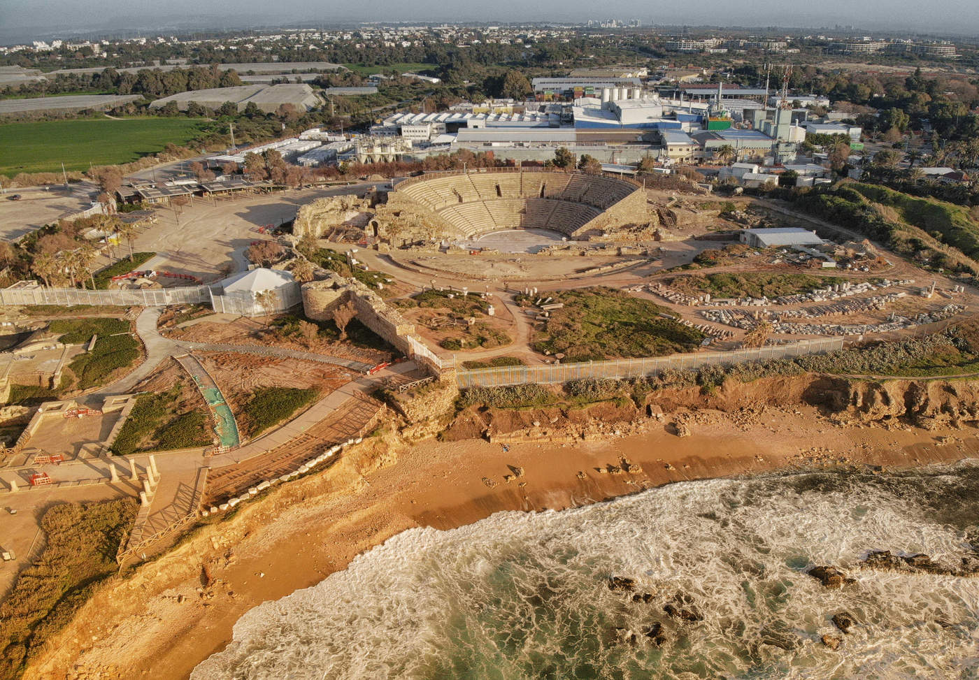 Амфитеатр в Кейсарии