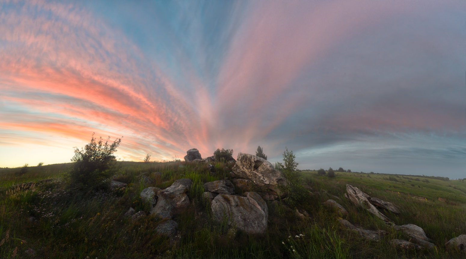 Камни Красногорья. От устремленности к разнесенности.