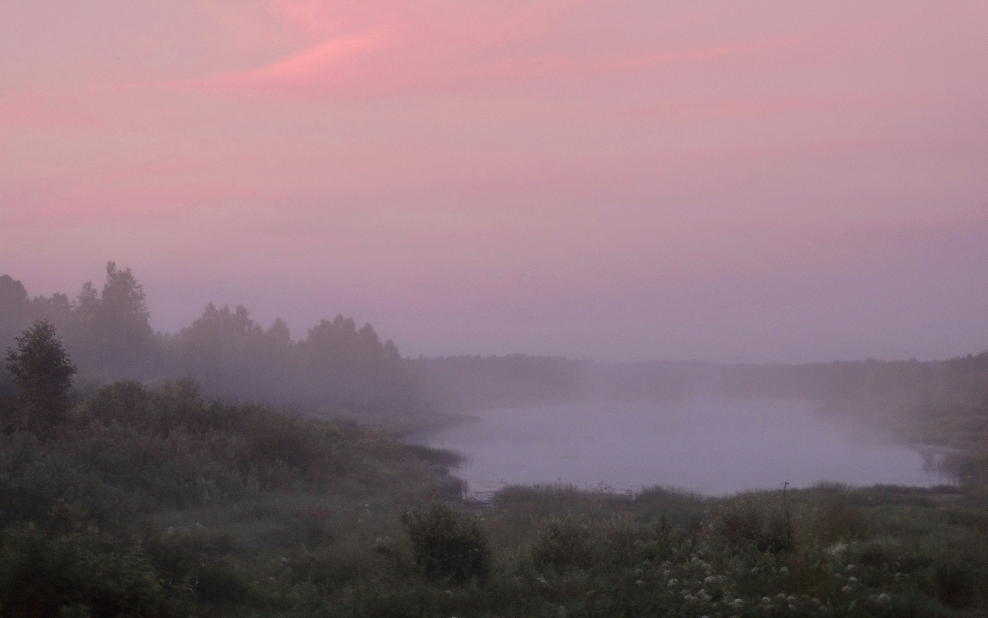 Туманная заря после захода солнца