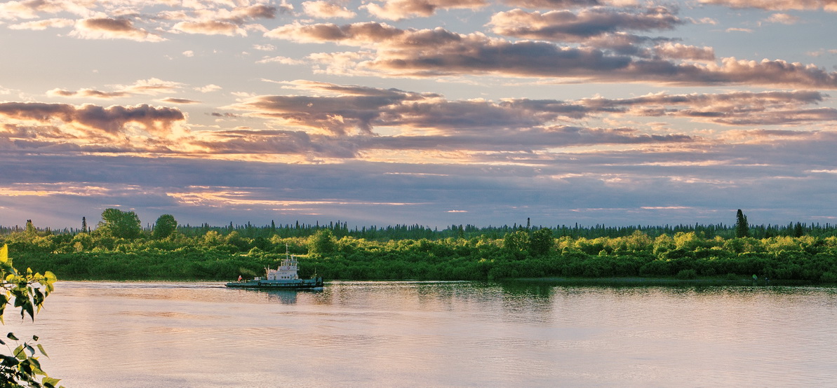 Вечерняя река.