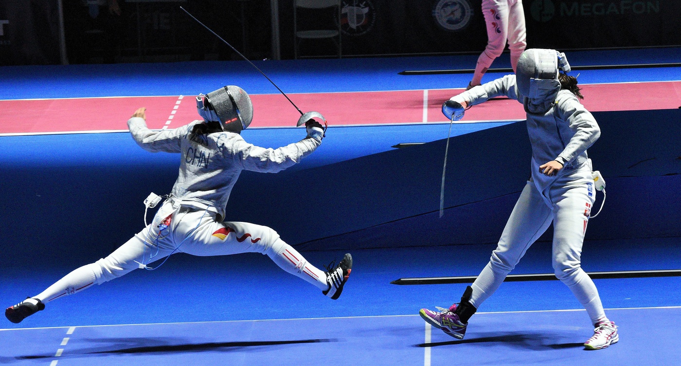 "Я вас ... рубил. Клинок мой иступленно свистел ..."