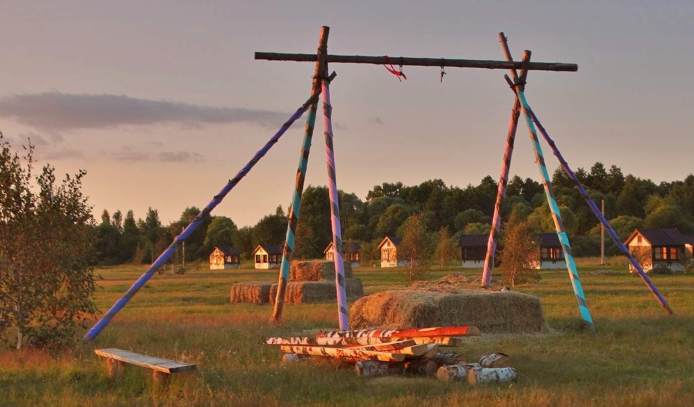 После гуляния на Троицу в Орловском Полесье