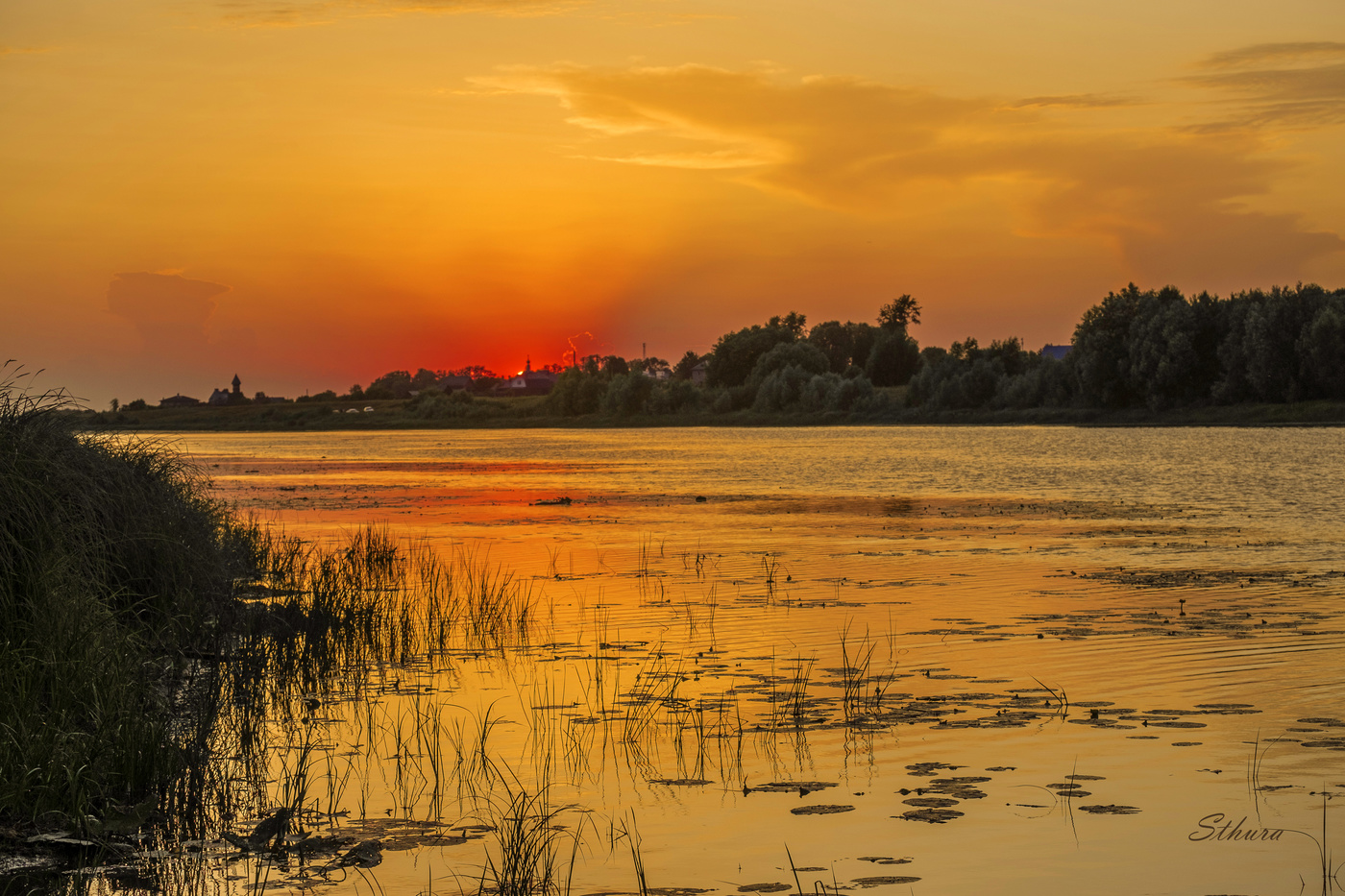 Гаснет заря.