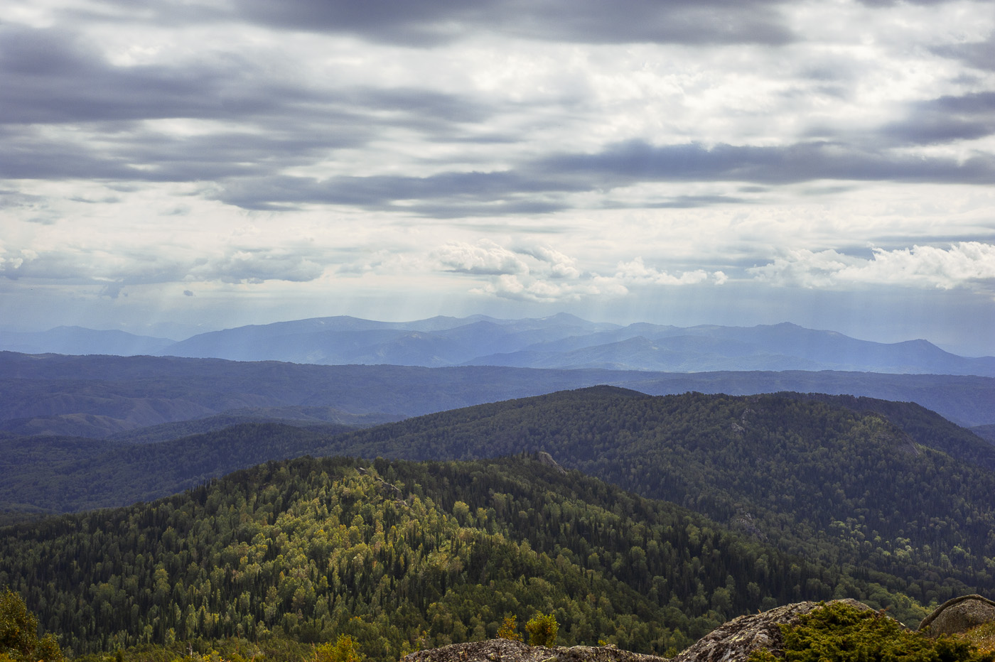Горный хребет