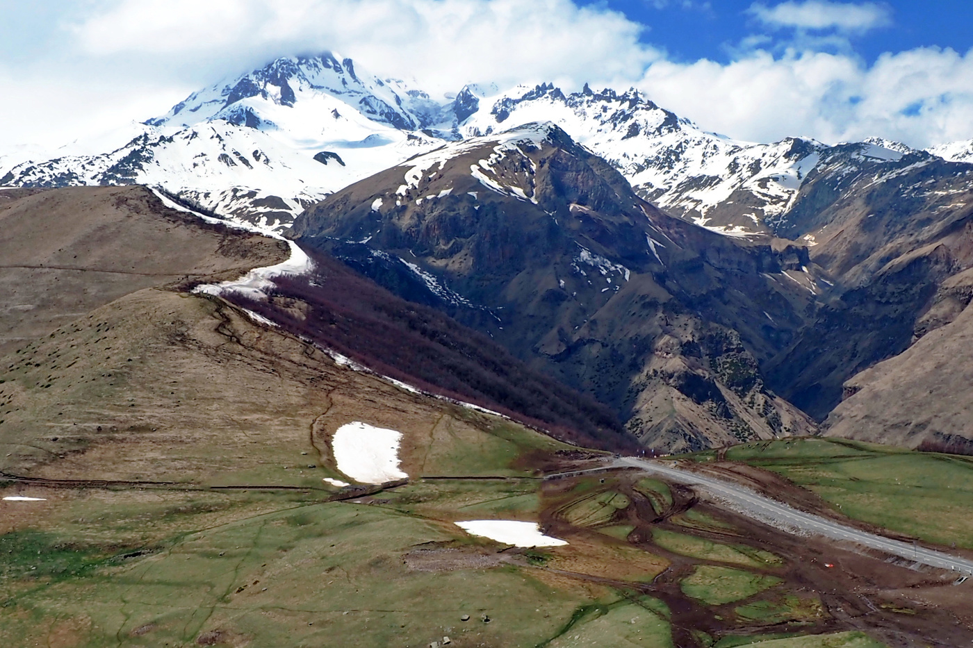По военно-грузинской дороге.