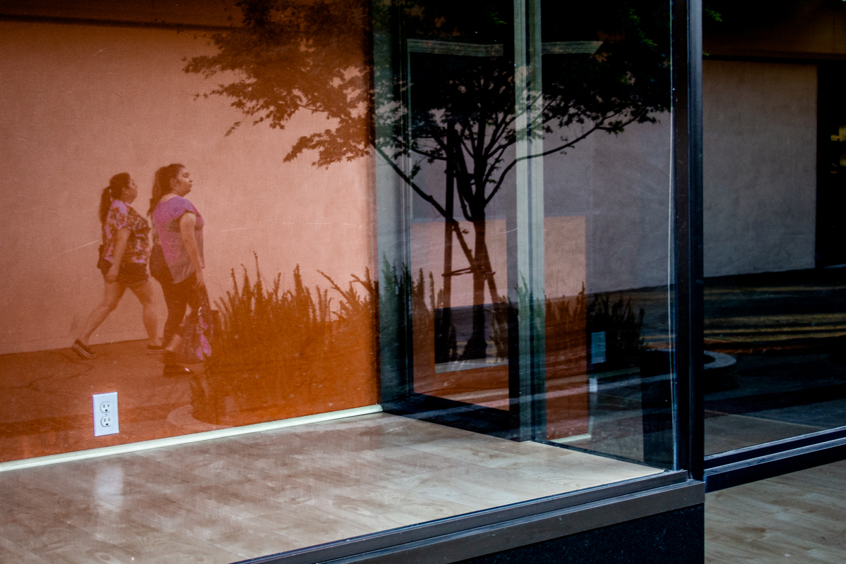 Что-то странное...