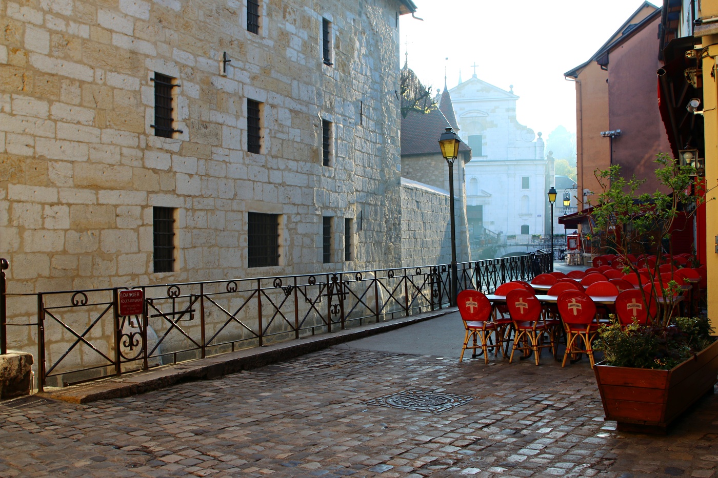 Утро старого города