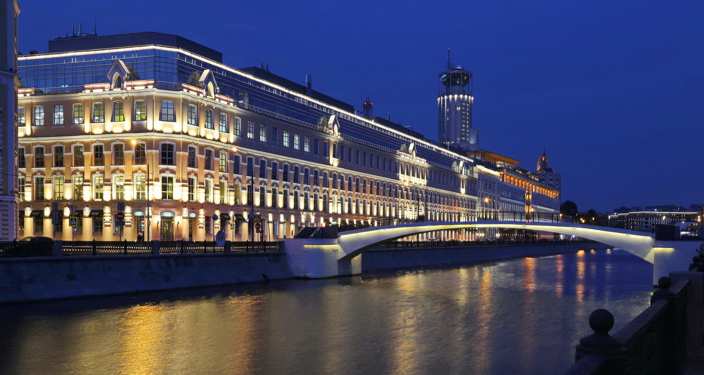 Садовническая набережная и Зверев мост (Московские набережные)