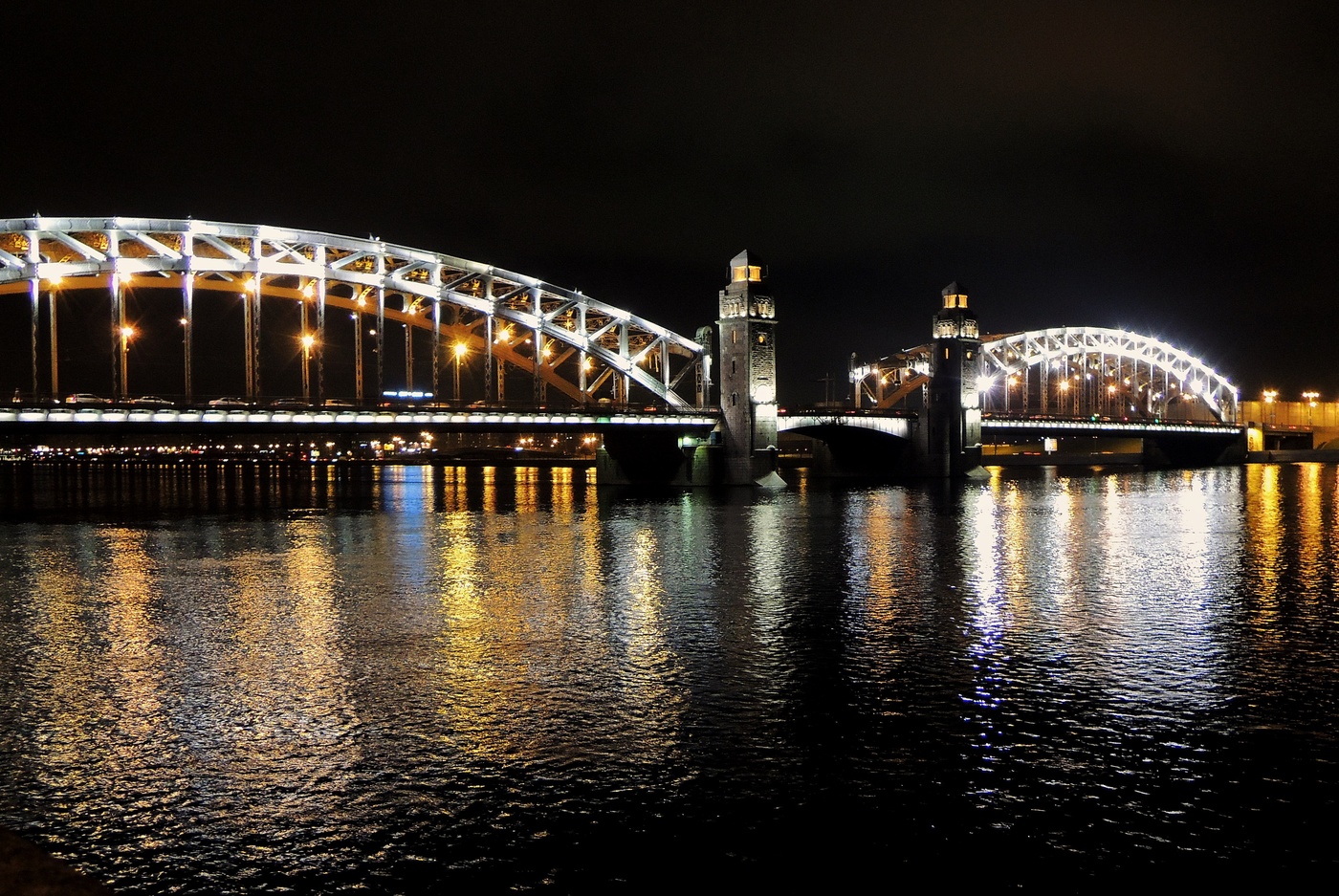 по вечернему городу