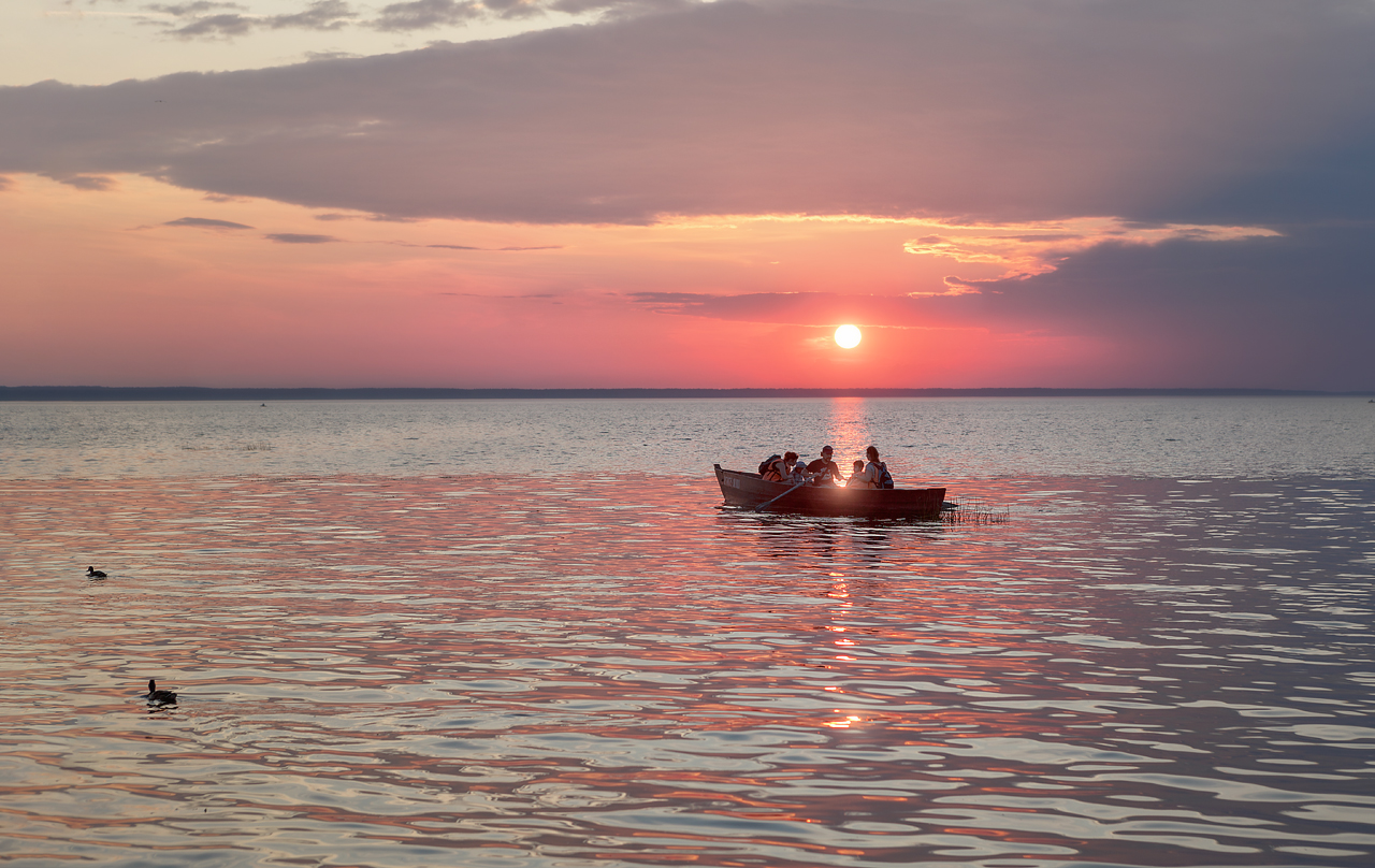 Вечер на озере