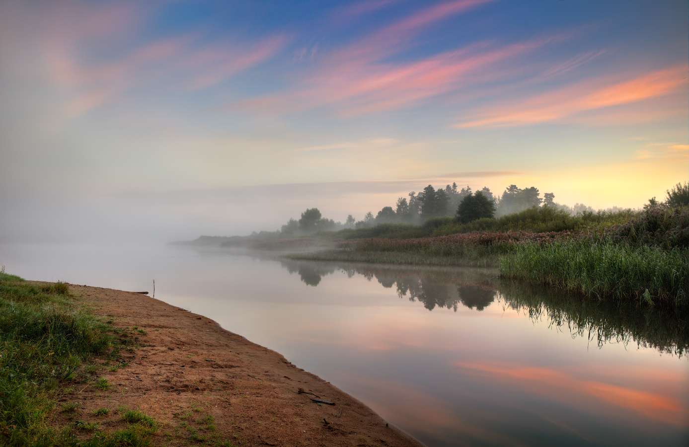 Про туман над рекой