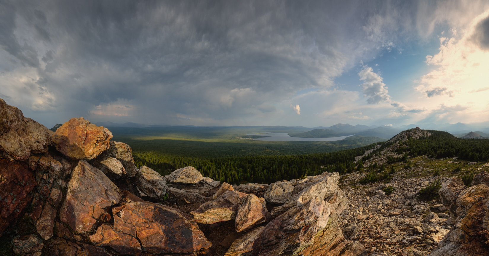 Высота Зюраткуль