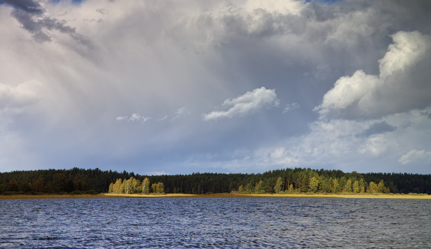 Два островка света