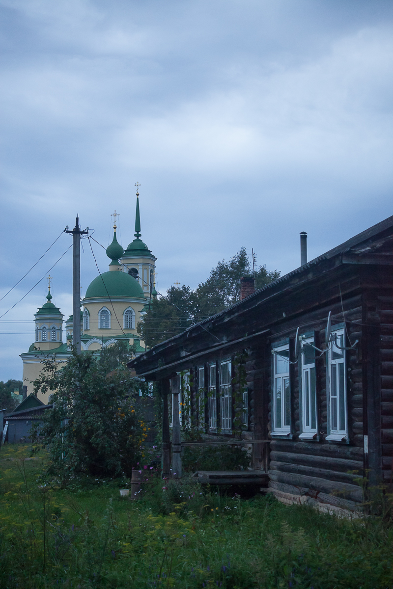 про задворки и фасады...