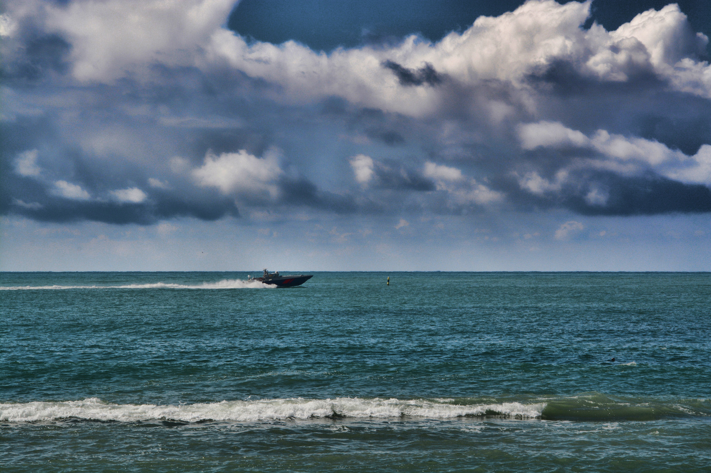 Туча небо кроет...