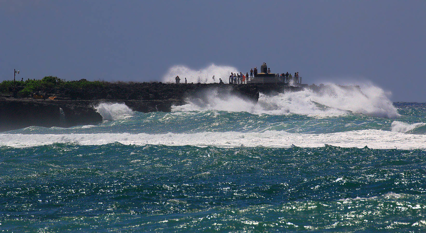 Море волнуется, раз