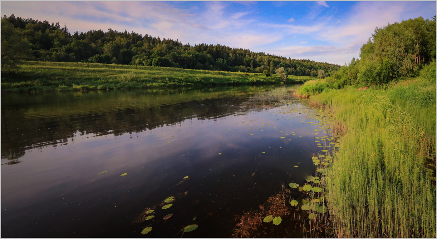 Берег левый, берег правый ...