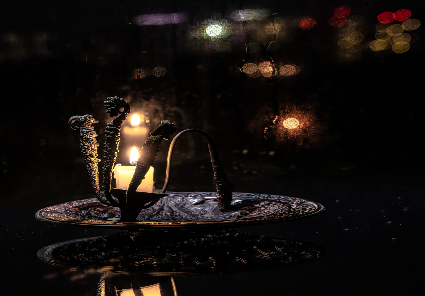 Подсвечник.