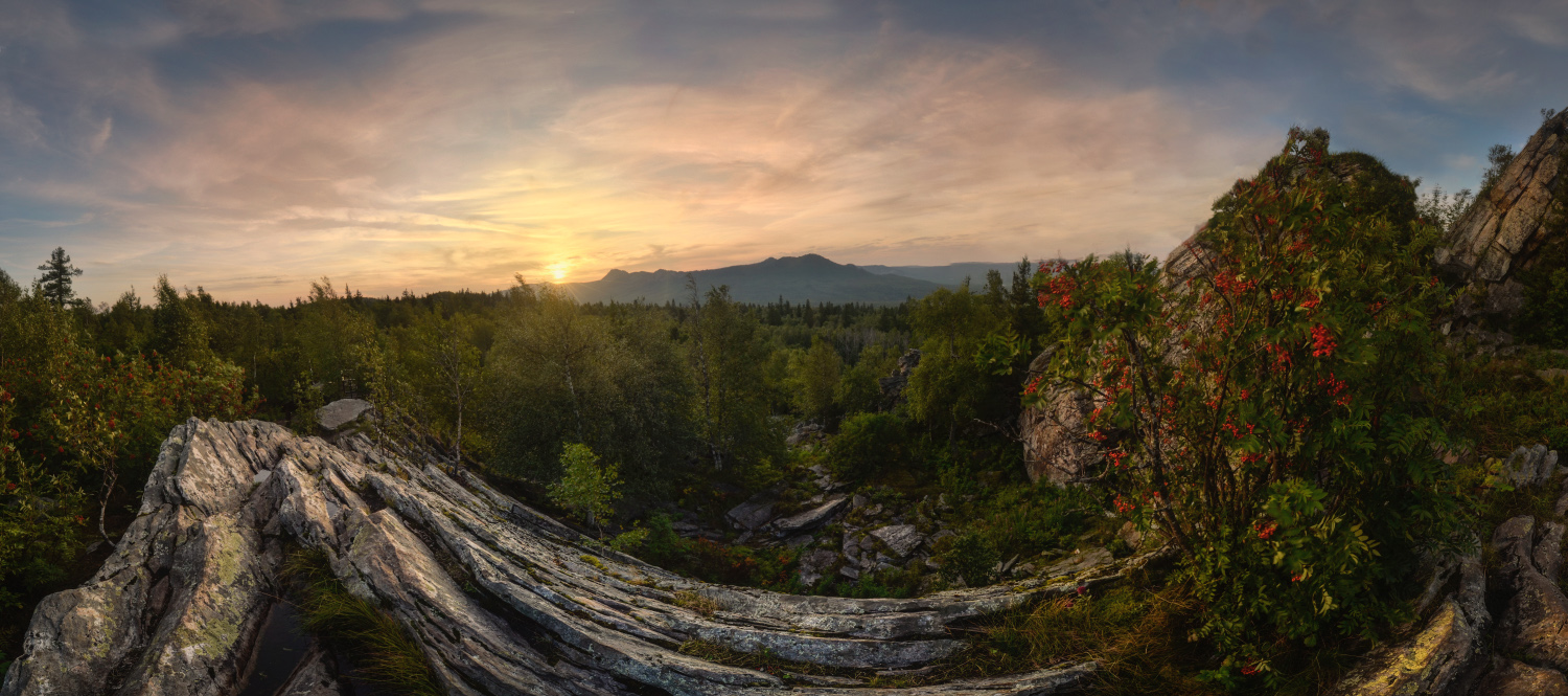 У Черной Скалы